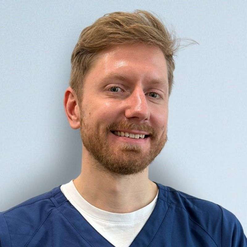 Dr Ashley Stanton