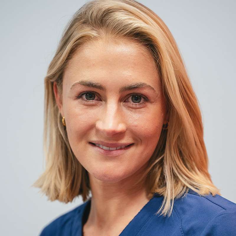 Dr Charlotte Craven