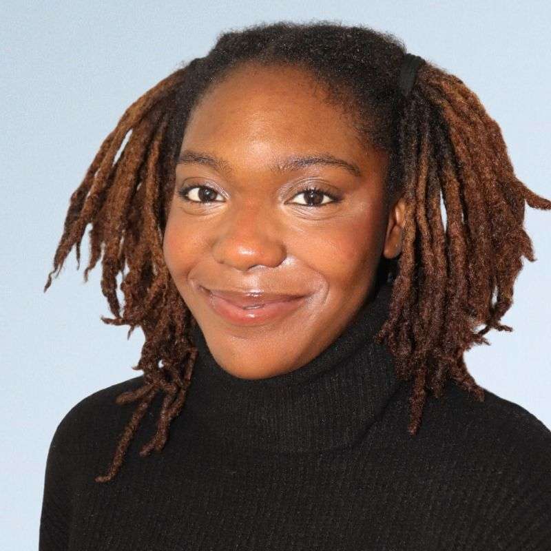 Na'Quarna Edwards-Webb